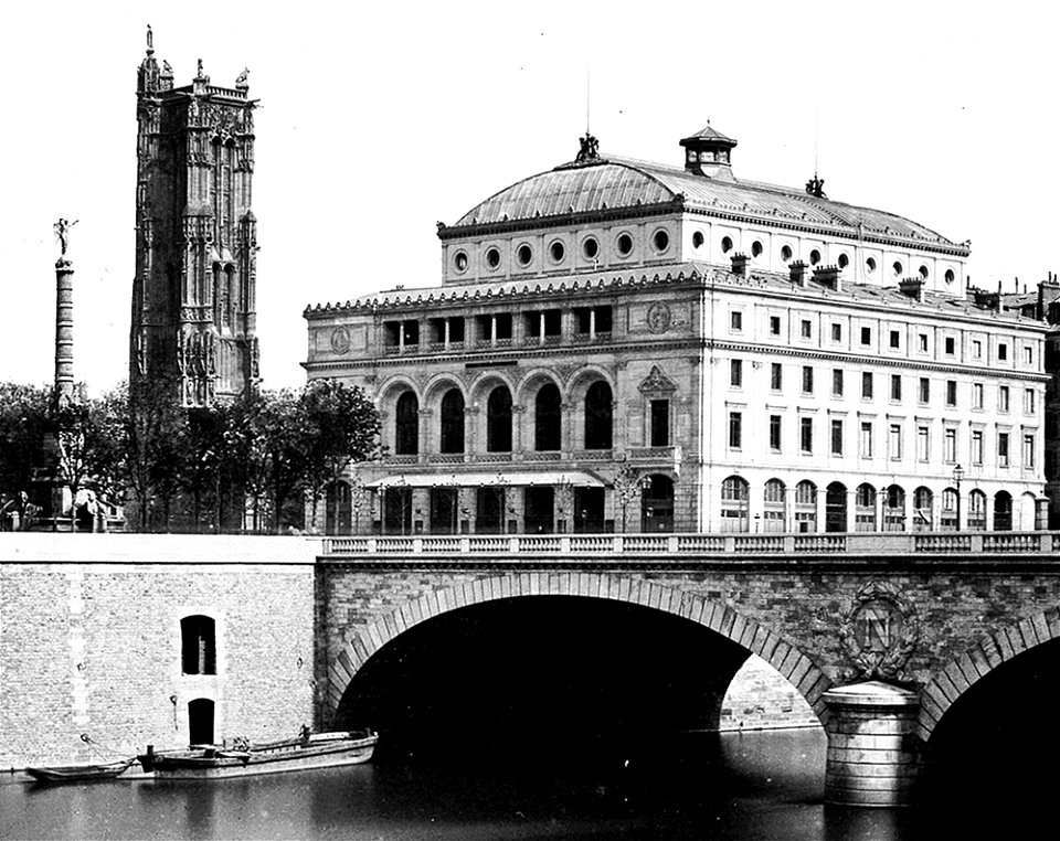 Théâtre Lyrique on the Place du Châtelet (Edouard Baldus, 1864, cropped)