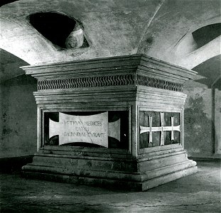 Tomb of Cosimo il Vecchio