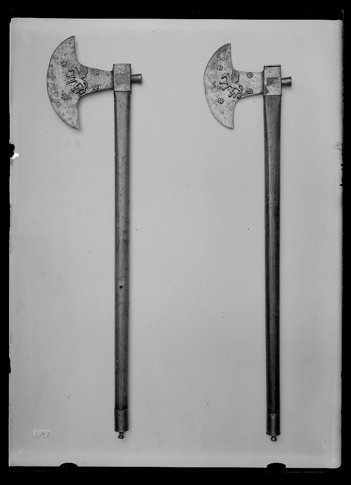 Tornerstridsyxa - Livrustkammaren - 17918