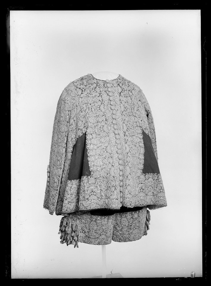 Tröja av mönstrad silverbrokad, ca 1650-1660 - Livrustkammaren - 68996