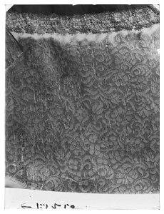 Tröja av silver- och guldbrokad som tillhört Karl X Gustav (1622-1660) - Livrustkammaren - 11055-negative