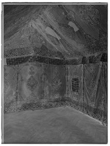 Turkiskt tält del I - Livrustkammaren - 17143-negative