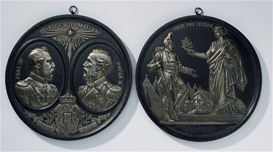 Två medaljonger, Karl XV av Sverige-Norge - Livrustkammaren - 73796. Free illustration for personal and commercial use.