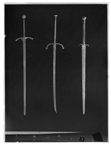 Tvåhandssvärd - Livrustkammaren - 17245-negative