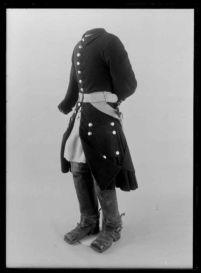 Uniformsrock buren av Karl XII vid Fredrikshald den 30 november 1718 - Livrustkammaren - 36233