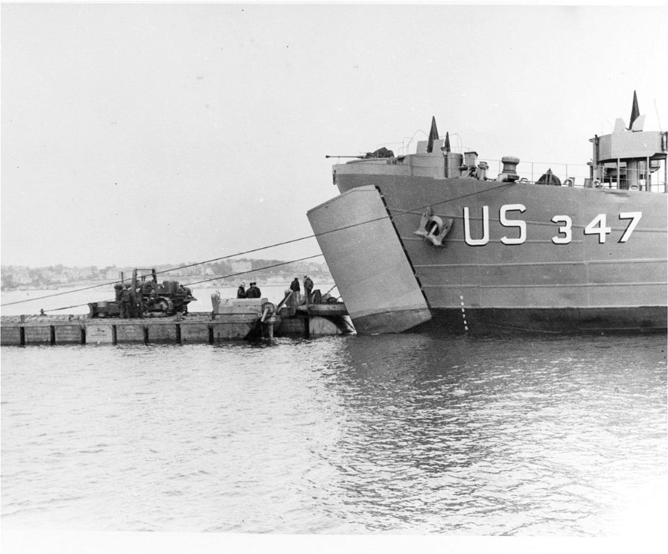 US National Archives photo 80-G-45672