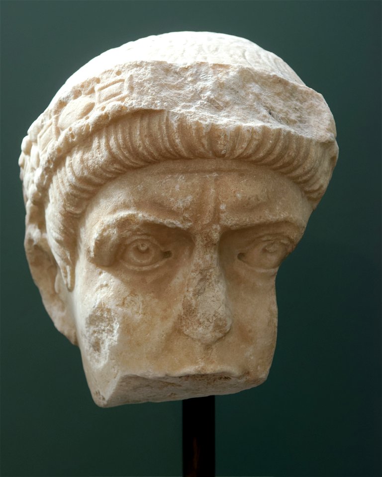 Valentianus I Ny Carlsberg Glyptotek IN1475
