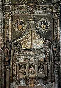 Venezia, Basilica Frari, Presbiterio, Monumento Foscari