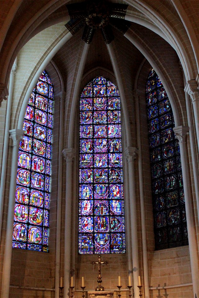 Vitrail Chartres-001 à 002