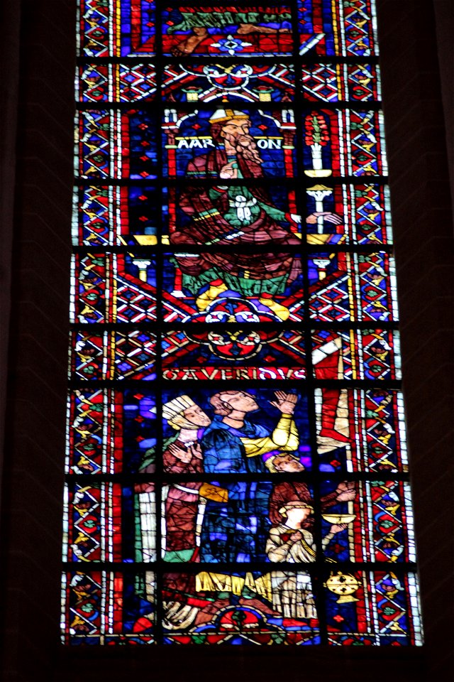 Vitrail Chartres-101b