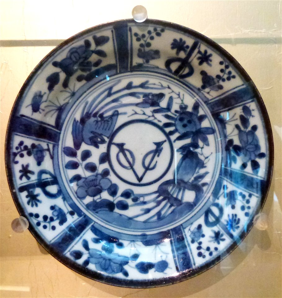 VOC bord uit Japan