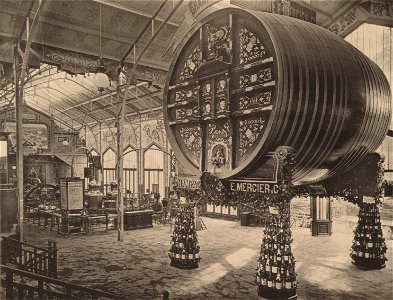 Vue intérieure de l'exposition des produits alimentaires, Exposition universelle 1889