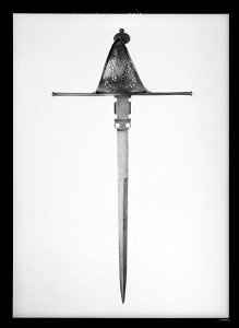 Vänsterhandsdolk (imitation) ca 1900 - Livrustkammaren - 69982