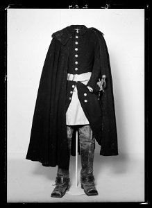 Vänster kragstövel buren av Karl XII vid Fredrikshall den 30 november 1718 - Livrustkammaren - 9915