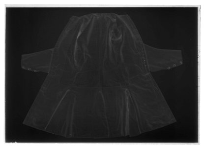 Väst till Karl XIIs uniform från Fredrikshald 1718 - Livrustkammaren - 1612-negative
