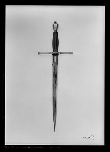 Vänsterhandsdolk med springklinga, Tyskland, 1600-talets början - Livrustkammaren - 494