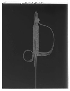 Värja, s.k. nederländsk-svensk typ, Solingen ca 1615-1630 - Livrustkammaren - 62391-negative