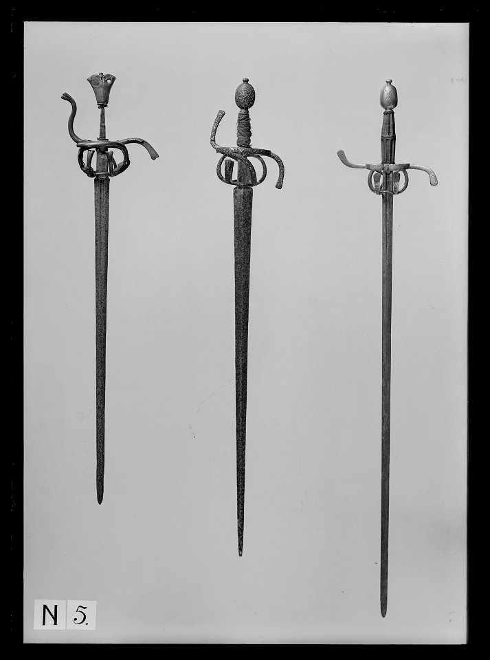 Värja ca 1575-1600 - Livrustkammaren - 17902