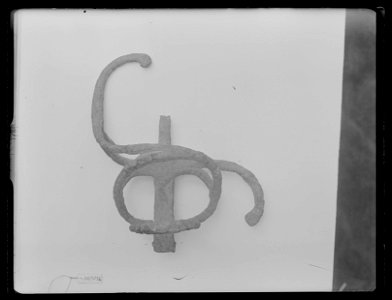 Värjfäste, bygelfäste med tånge och ricasso, Tyskland ca 1600 - Livrustkammaren - 79333