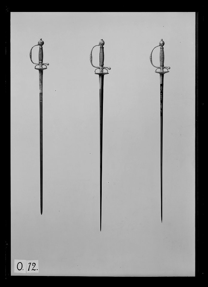Värja, 1700-talets mitt, Frankrike - Livrustkammaren - 800
