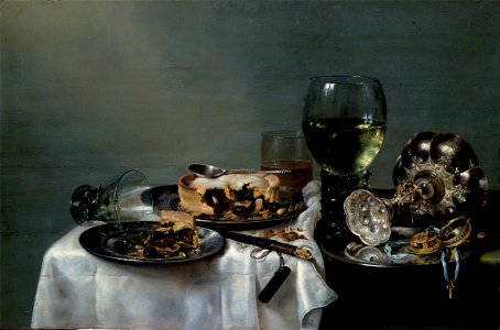 Willem Clasz. Heda - Breakfast Table with Blackberry Pie - Google Art Project