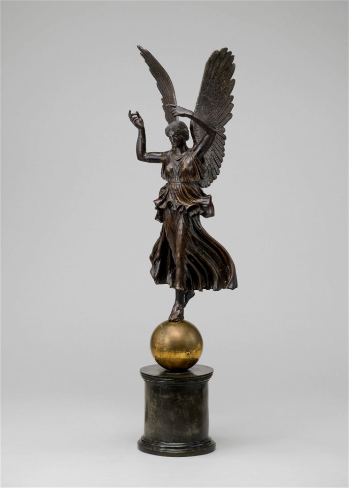 Winged victory 1991.125.1-1