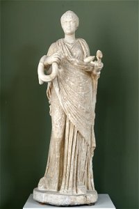 Woman as Hygieia Ny Carlsberg Glyptotek IN1615