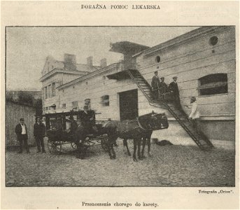 Doraźna pomoc lekarska. Przenoszenie chorego do karety (54644)