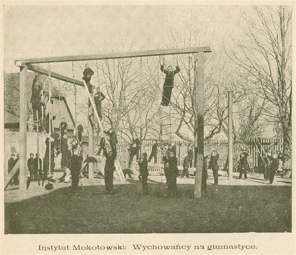 Instytut Mokotowski dla moralnie zaniedbanych chłopców Wychowańcy na gimnastyce (81808)