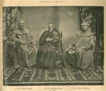 Kapelani Jubilaci, J.E. ks. biskup Kuliński, J.E. ks. arcybiskup Popiel, J.E. ks. bskup Sotkiewicz, Fot. J. Golcz (68626)