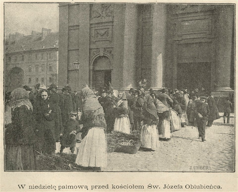 W Niedzielę Palmową przed kościołem Św. Józefa Oblubieńca (60758)