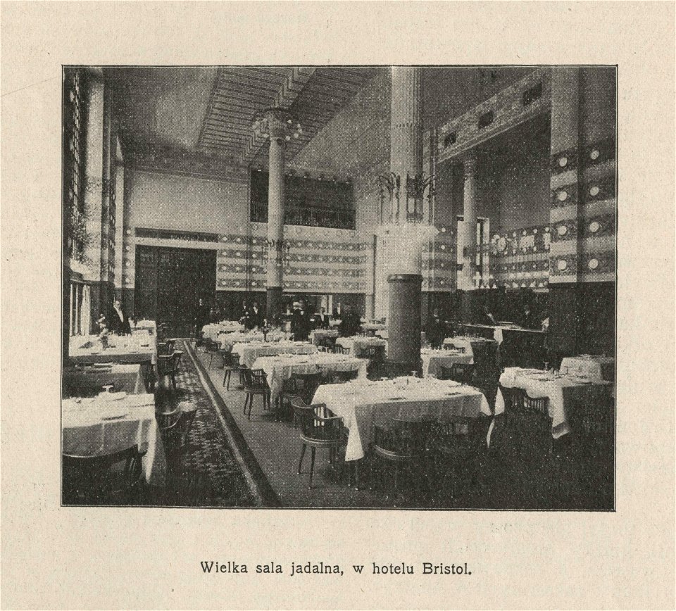 Wielka sala jadalna w hotelu Bristol (55680)