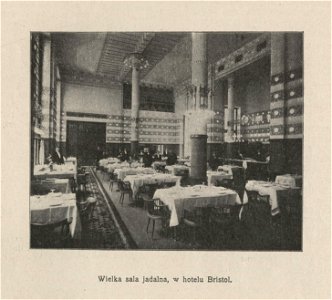 Wielka sala jadalna w hotelu Bristol (55680)