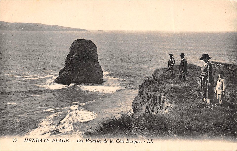 Hendaye - Les deux jumeaux 9