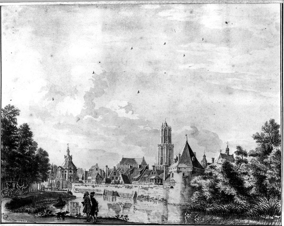 HUA-36621-Gezicht over de stadsbuitengracht te Utrecht op de stadswal uit het noorden met links de Wittevrouwenpoort rechts van het midden de toren de Hond en d