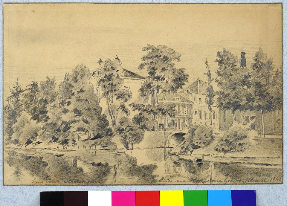 HUA-35963-Gezicht op de uitmonding van de Plompetorengracht in de stadsbuitengracht onder de Plompetorenbrug met daarachter de huizen aan de oostzijde van de Pl