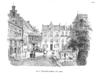 HUA-38070-Gezicht op de voorgevels van de huizen aan de Kromme Nieuwegracht te Utrecht met de ingang van de Latijnse school de St Hieronymusschool