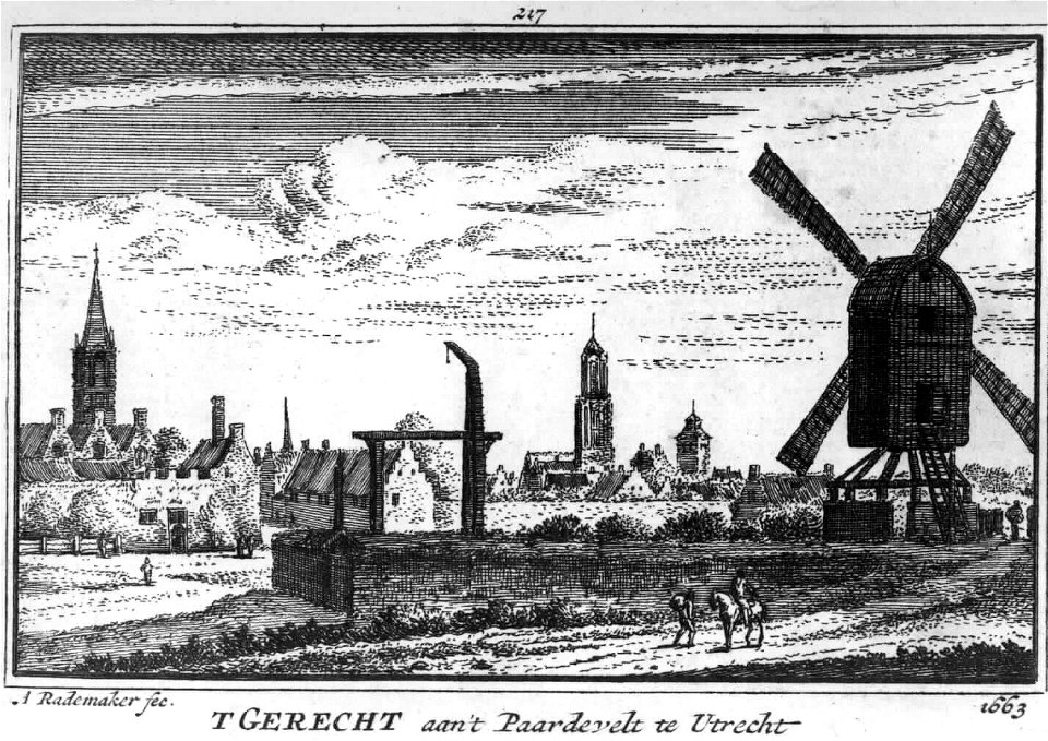 HUA-35930-Gezicht op het Paardenveld te Utrecht uit het noordewesten met het schavot met de galg en de Peerdeveltse molen