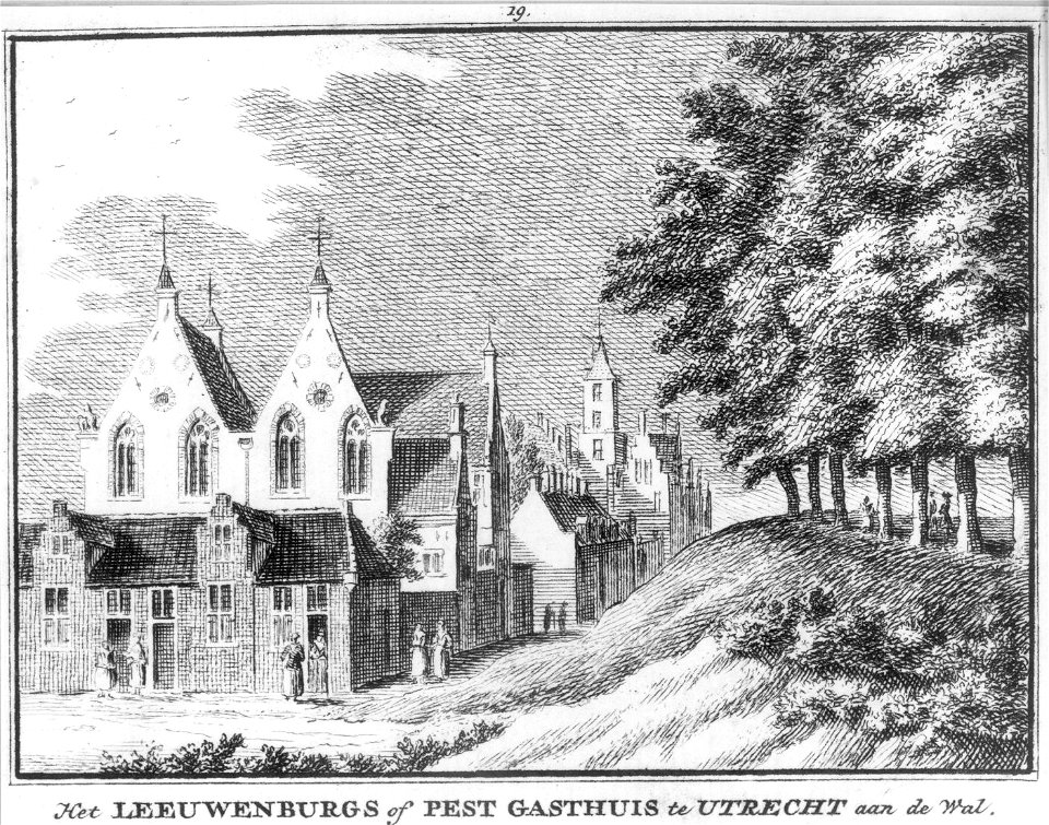 HUA-38429-Gezicht vanaf de stadswal te Utrecht op het Leeuwenberggasthuis aan de Schalkwijksteeg met op de achtergrond de Bruntskameren en het huis Groot Lepele