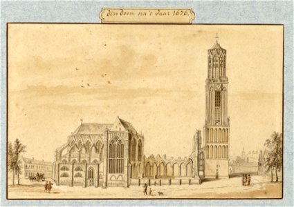 HUA-36950-Gezicht op de Domkerk en het Domkerkhof te Utrecht uit het noorden met het ingestorte schip van de kerkNB De naam Domkerkhof is in 1860 gewijzigd in D