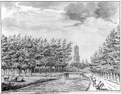HUA-35192-Gezicht op de Biltsche Grift en de Biltstraat te Utrecht uit het oosten met op de achtergrond de Domtoren en rechts daarvan de torenspits van de kapel