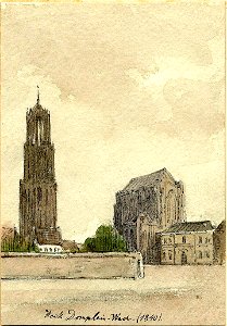 HUA-39357-Gezicht op het Munsterkerkhof te Utrecht met de Domtoren en de Domkerk gezien vanuit het Wed uit het zuidwestenNB De straatnaam Munsterkerkhof is in 1