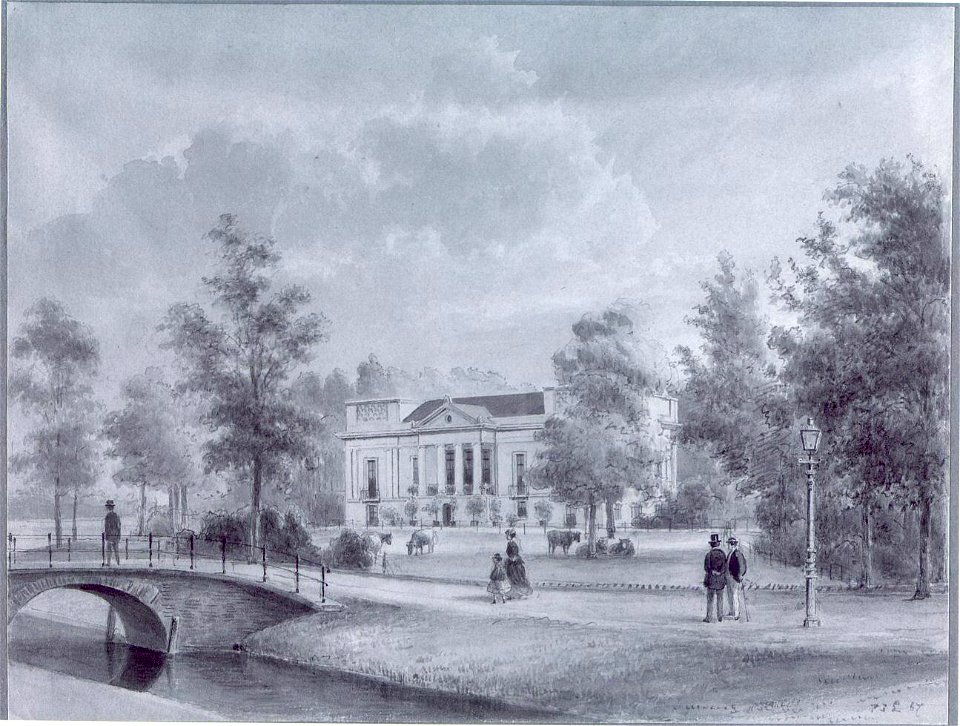 HUA-37896-Gezicht op het huis Het Hogeland aan de Biltsche Grift te Utrecht temidden van het landschapspark uit het noordwesten