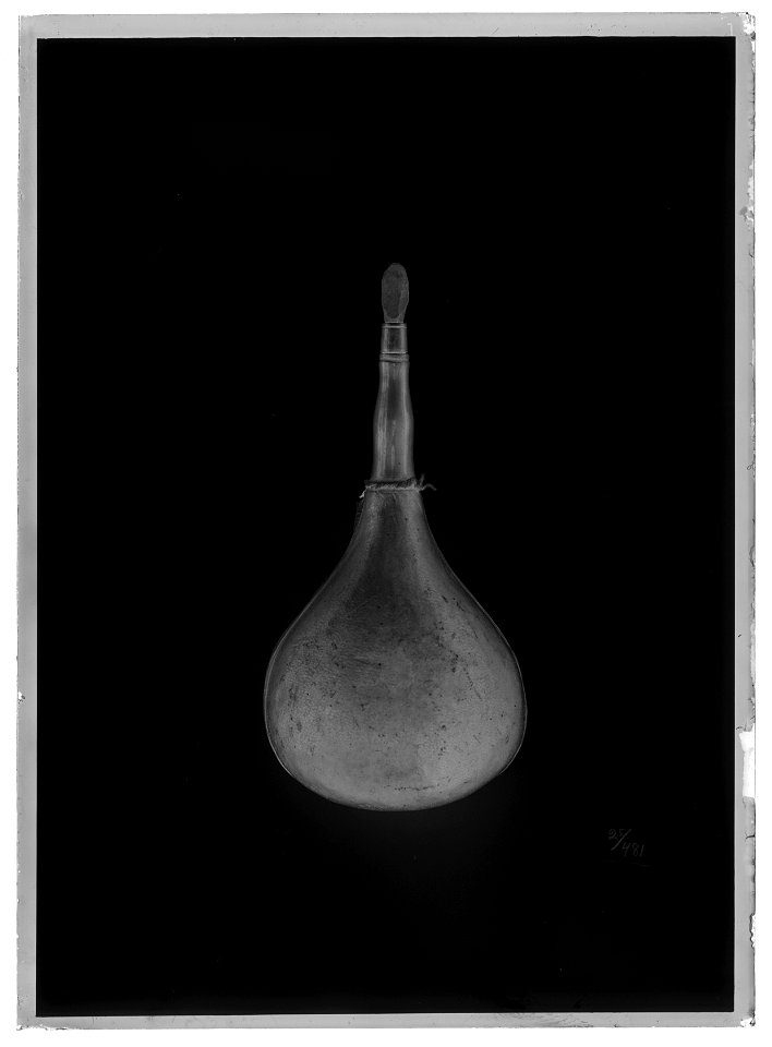 Krutflaska, 1600-tal - Livrustkammaren - 34749-negative