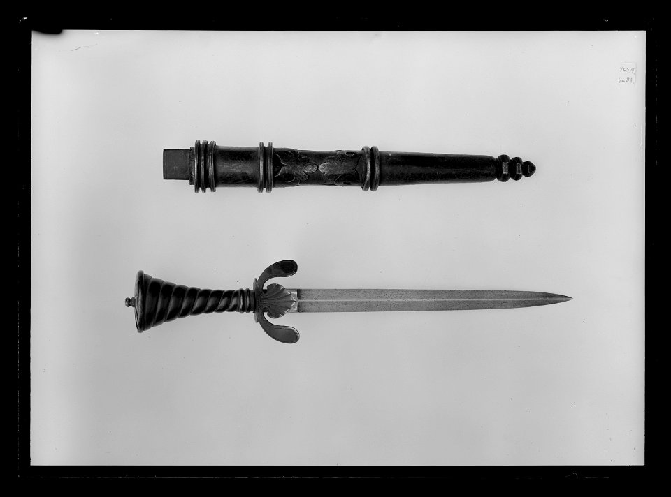 Landsknektsdolk, imitation, Tyskland 1800-talets mitt - Livrustkammaren - 474