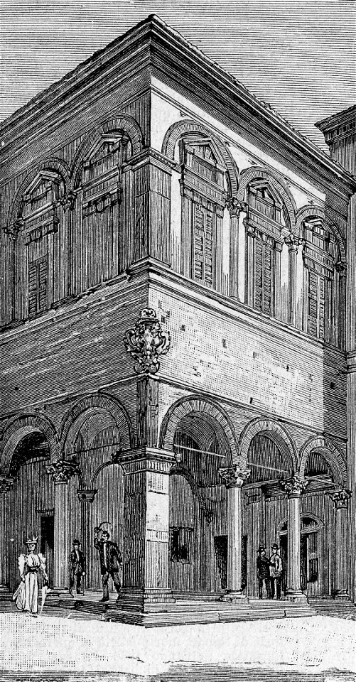 Macerata – Portico a destra del palazzo Comunale