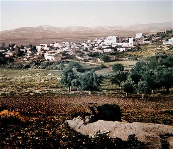 PHOTO FROM THE LATE 19TH CENTURY TAKEN BY FRENCH PHOTOGRAPHER, BONFILS, DEPICTING צילום צבע מסוף המאה ה19 של הצלם הצרפתי בונפיס, אשר תעד את נופי ארץ ישראל. בצילום,