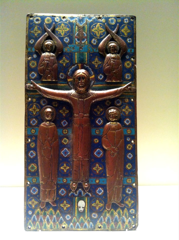 Romanesque Treasure of MNAC- Placa de relligadura- crucifixió amb majestat