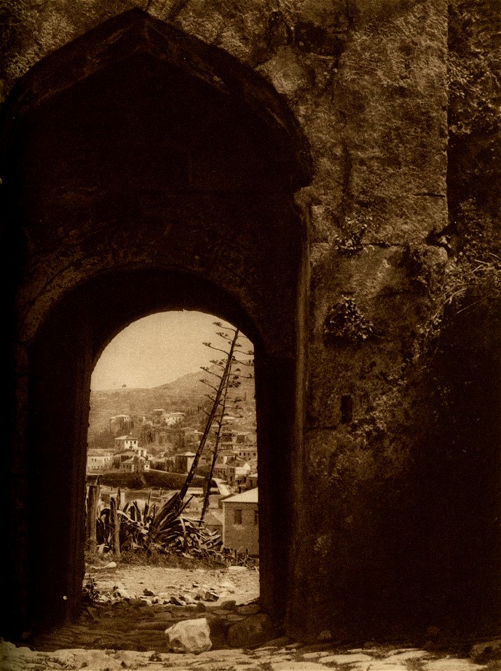 Sur le chateau de Navarin - Perilla Francesco - 1929