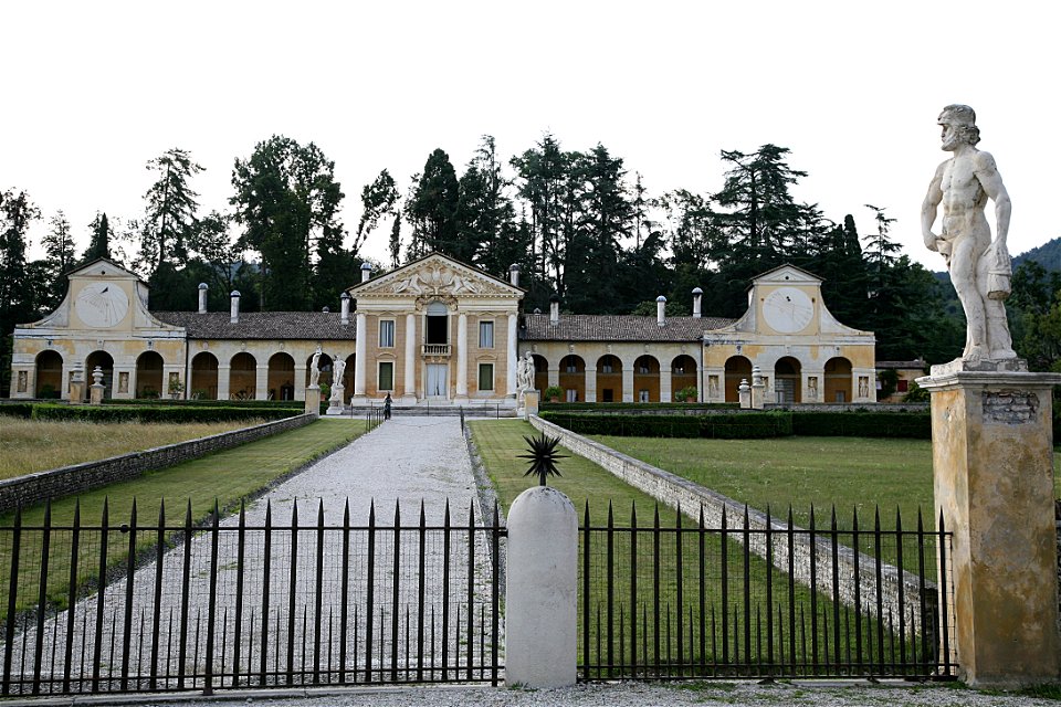 VillaBarbaro 2007 07 08 02